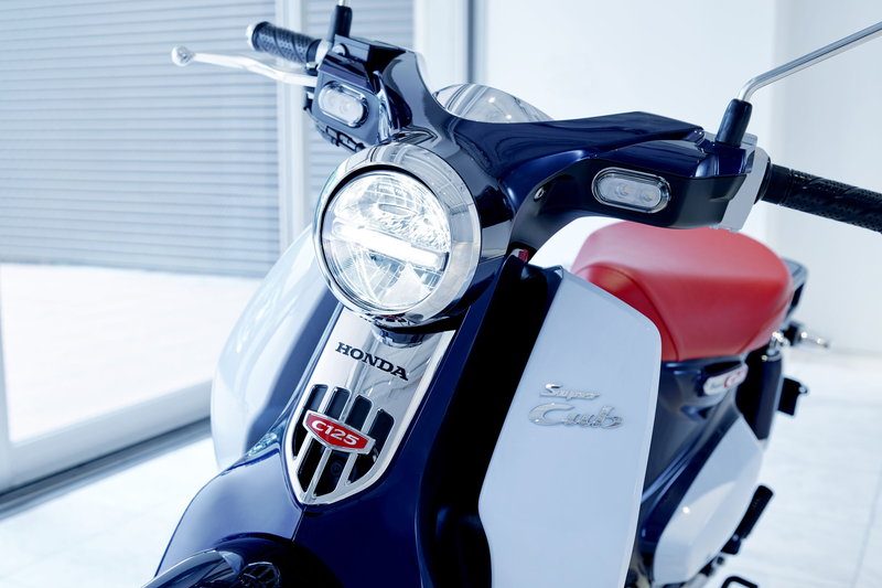 Illustration for article titled Honda Is Bringing Back The Monkey And Super Cub Mini-Bikes And They Look Overwhelmingly Good